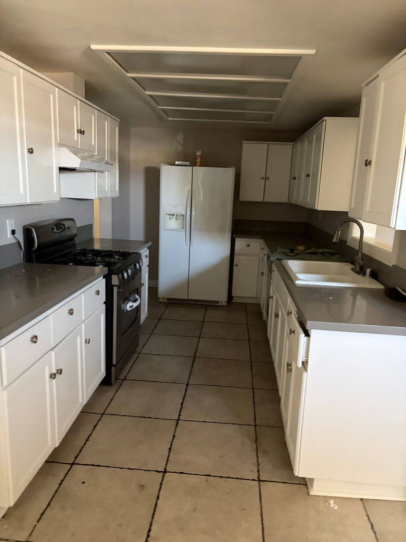 House for rent at 2001 Rio Vista Dr, Needles, CA 92363