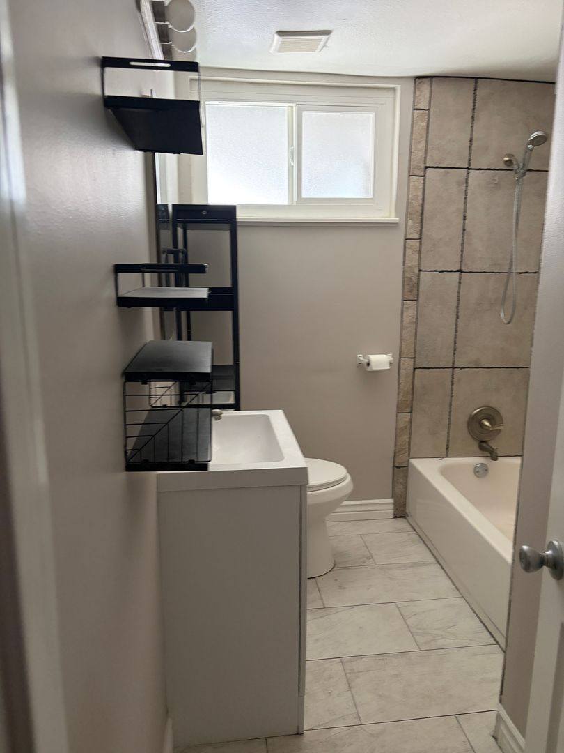House for rent at 2001 Rio Vista Dr, Needles, CA 92363