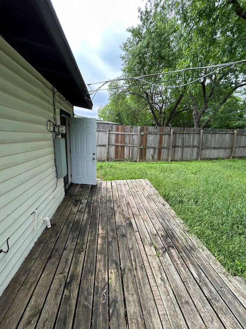 House for rent at 805 Biggs Terrace, Arlington, TX 76010