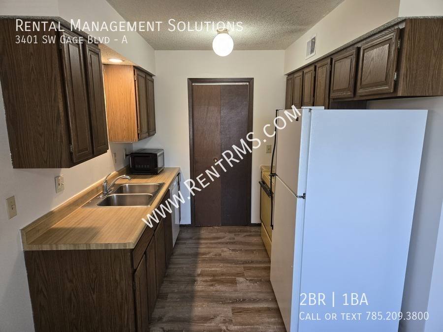 Apartment for rent at 3401 SW Gage Blvd #A, Topeka, KS 66614