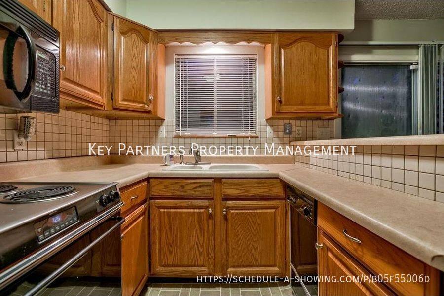 House for rent at 8023 E 88th St, Kansas City, MO 64138