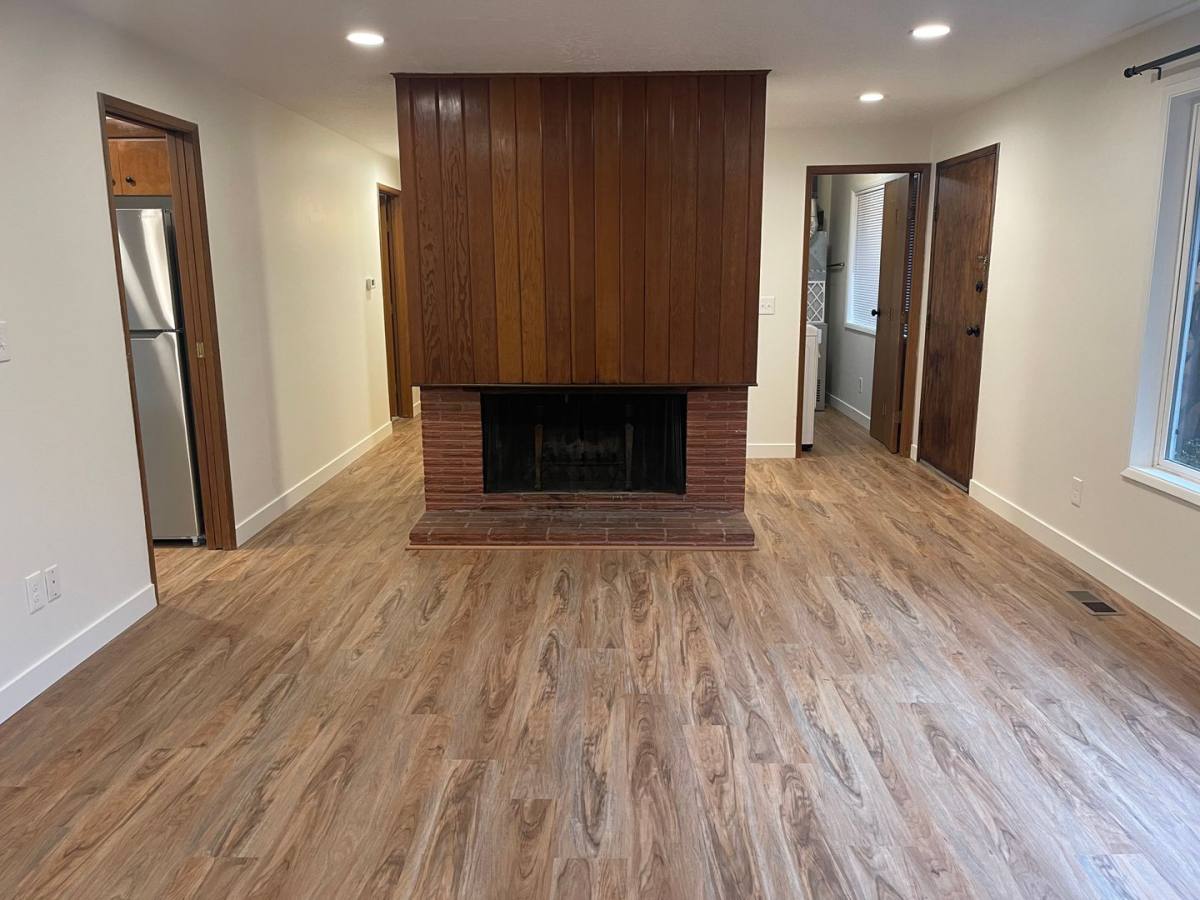 Townhouse for rent at 9007 SW Monterey Place, Portland, OR 97225