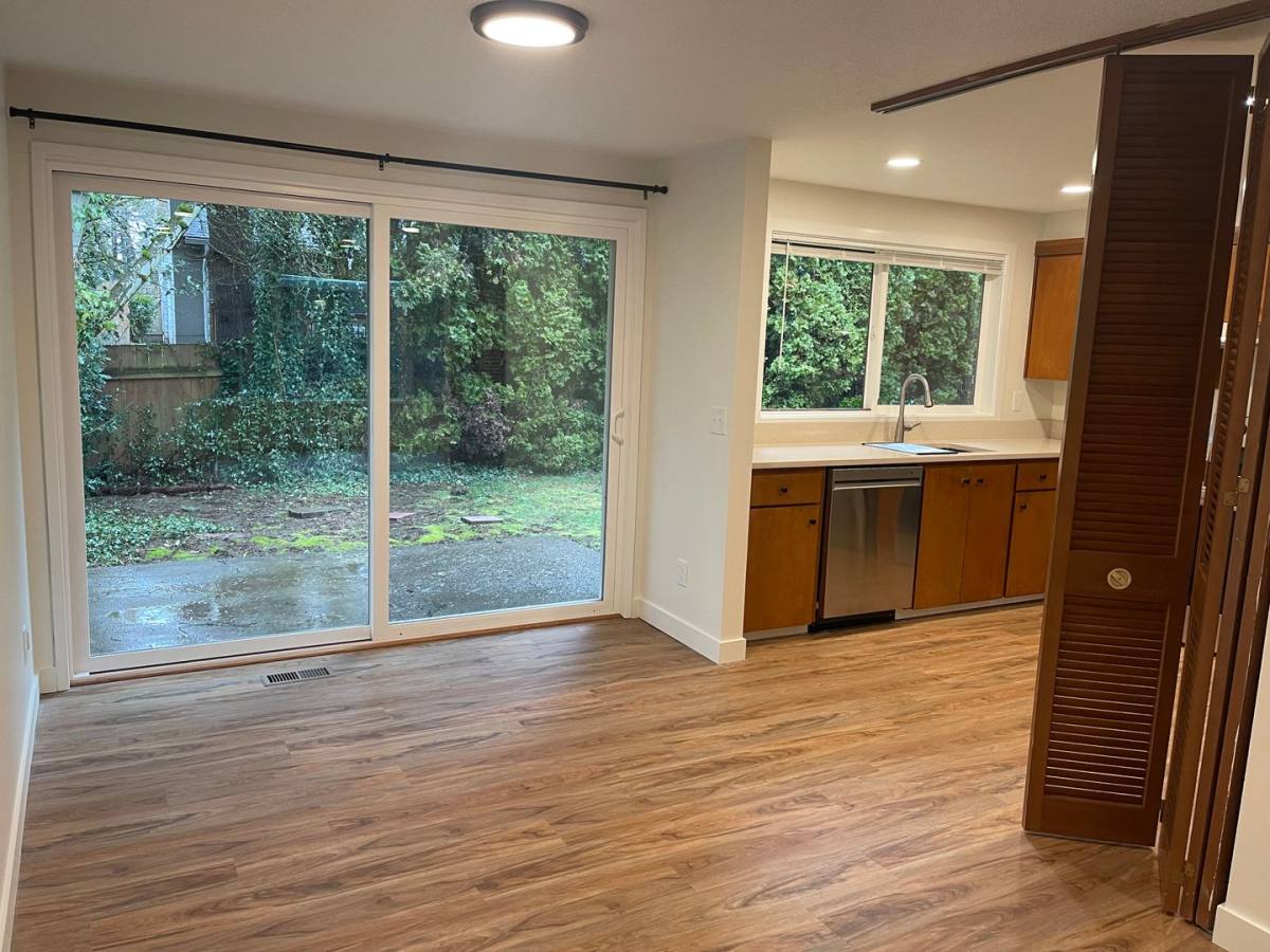 Townhouse for rent at 9007 SW Monterey Place, Portland, OR 97225