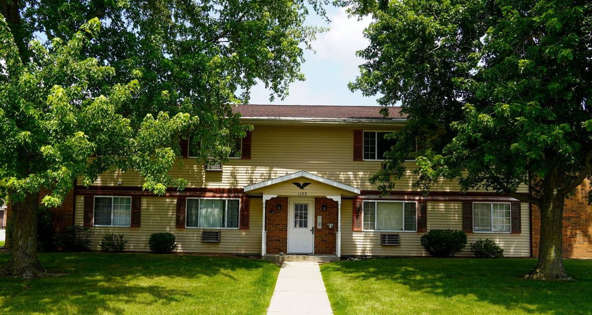 Apartment for rent at 1153 Vogt Dr, West Bend, WI 53095