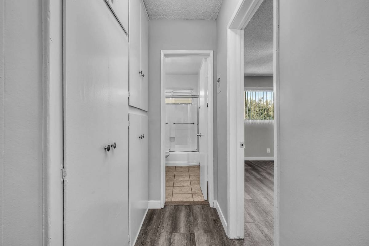 Apartment for rent at 4926 August St, Los Angeles, CA 90008