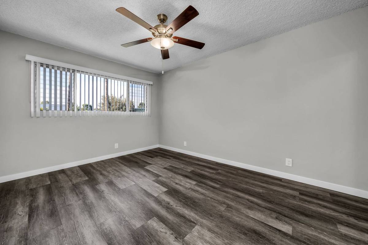 Apartment for rent at 4926 August St, Los Angeles, CA 90008