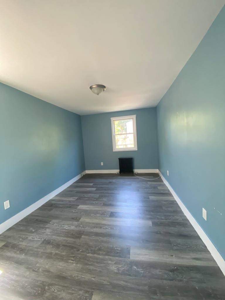 Apartment for rent at 222 Sommerville Place - 3rd, Yonkers, NY 10703