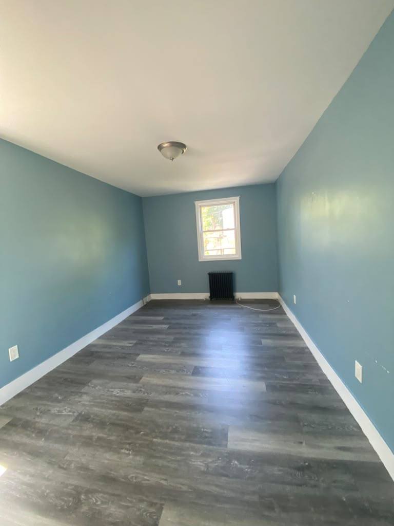 Apartment for rent at 222 Sommerville Place - 3rd, Yonkers, NY 10703