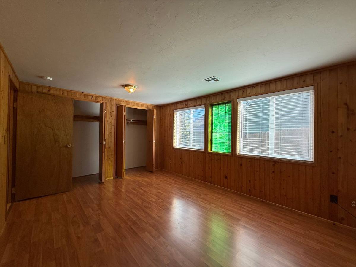 House for rent at 282 Sheridan St, Ashland, OR 97520