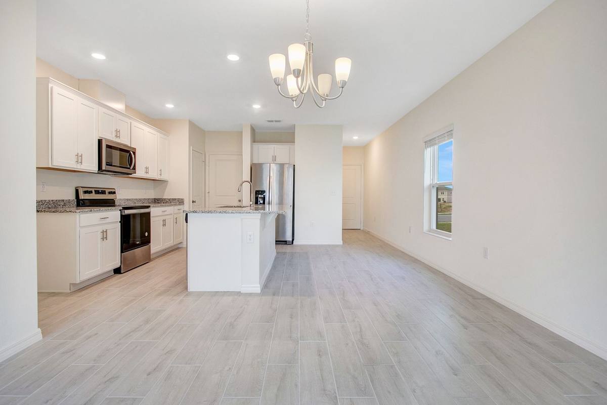 Townhouse for rent at 1460 Mirabella Circle, Davenport, FL 33897