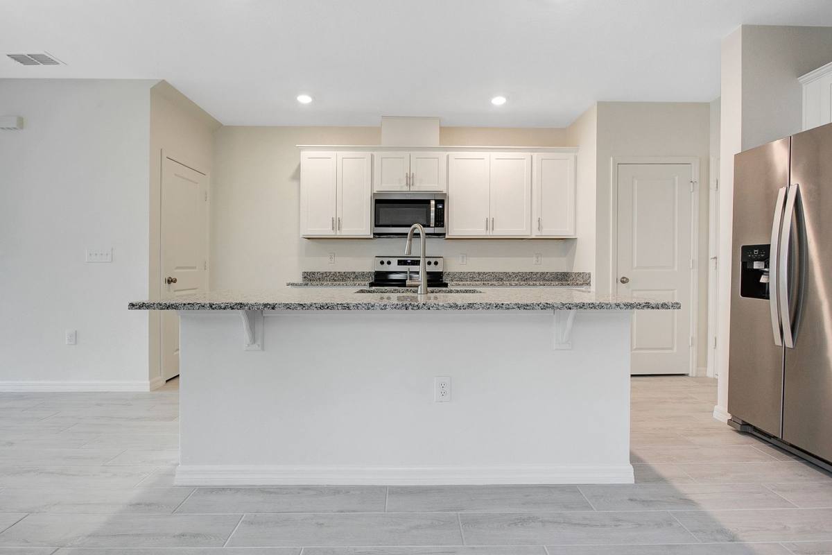 Townhouse for rent at 1460 Mirabella Circle, Davenport, FL 33897