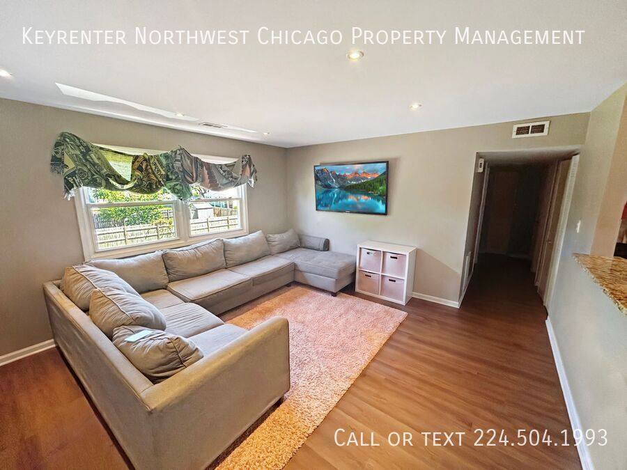 Condo for rent at 167 Peter Court #D, Bartlett, IL 60103