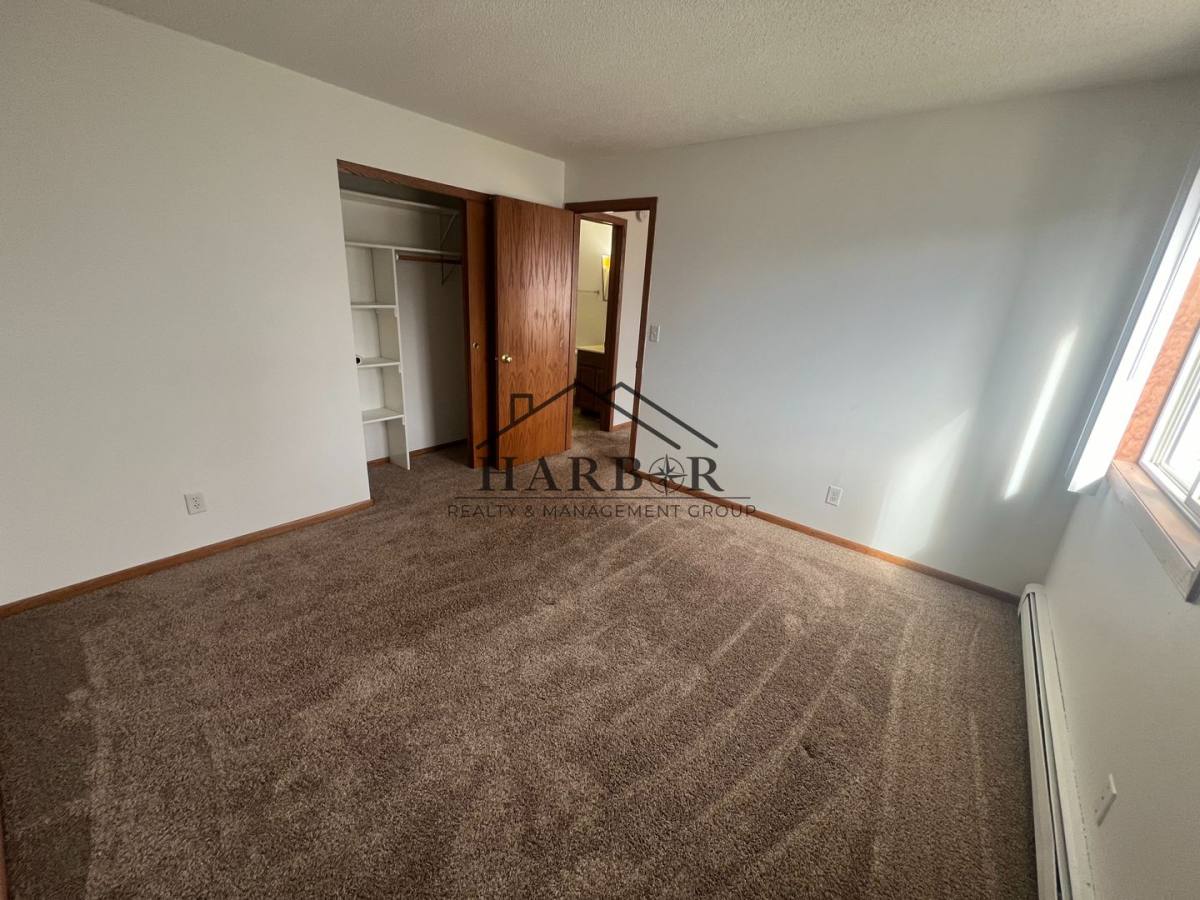 Apartment for rent at 110 2nd Ave NE #202, Hayfield, MN 55940