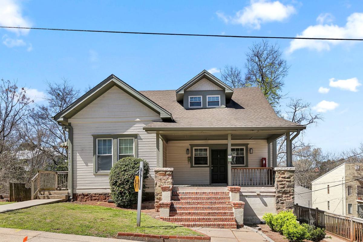 Apartment for rent at 1436 18th St S, Birmingham, AL 35205