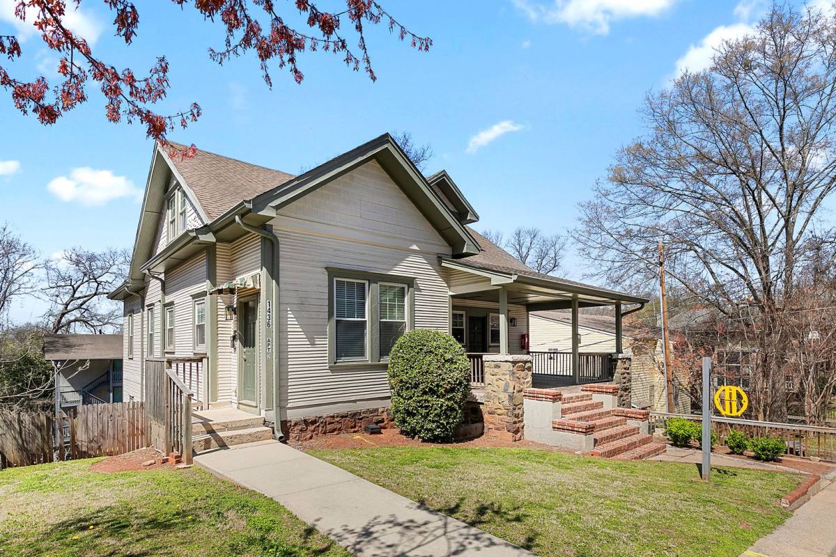 Apartment for rent at 1436 18th St S, Birmingham, AL 35205