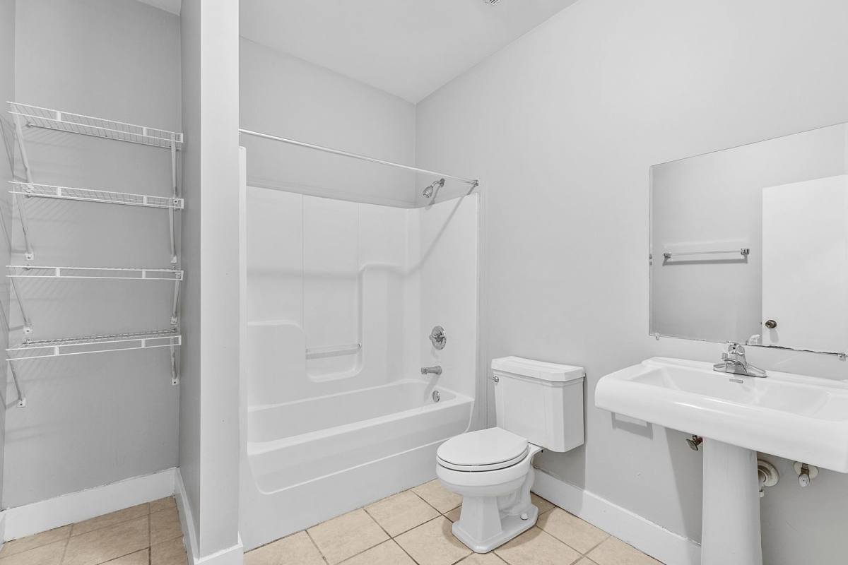 Apartment for rent at 1436 18th St S, Birmingham, AL 35205