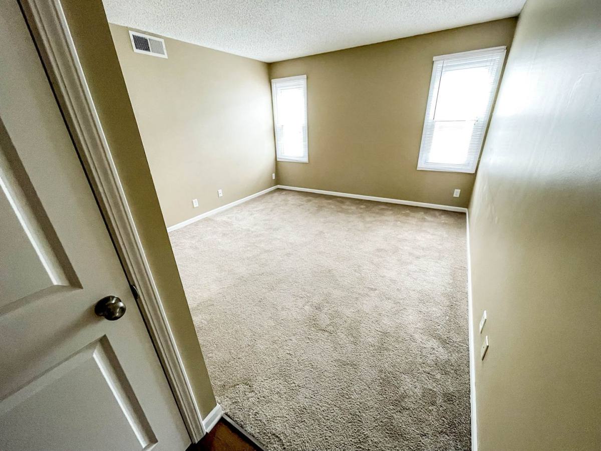 Apartment for rent at 2335-2343 W St, Lincoln, NE 68503