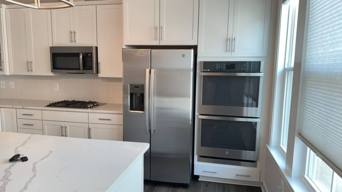 Townhouse for rent at 7224 Mountaineer Dr, Alexandria, VA 22306
