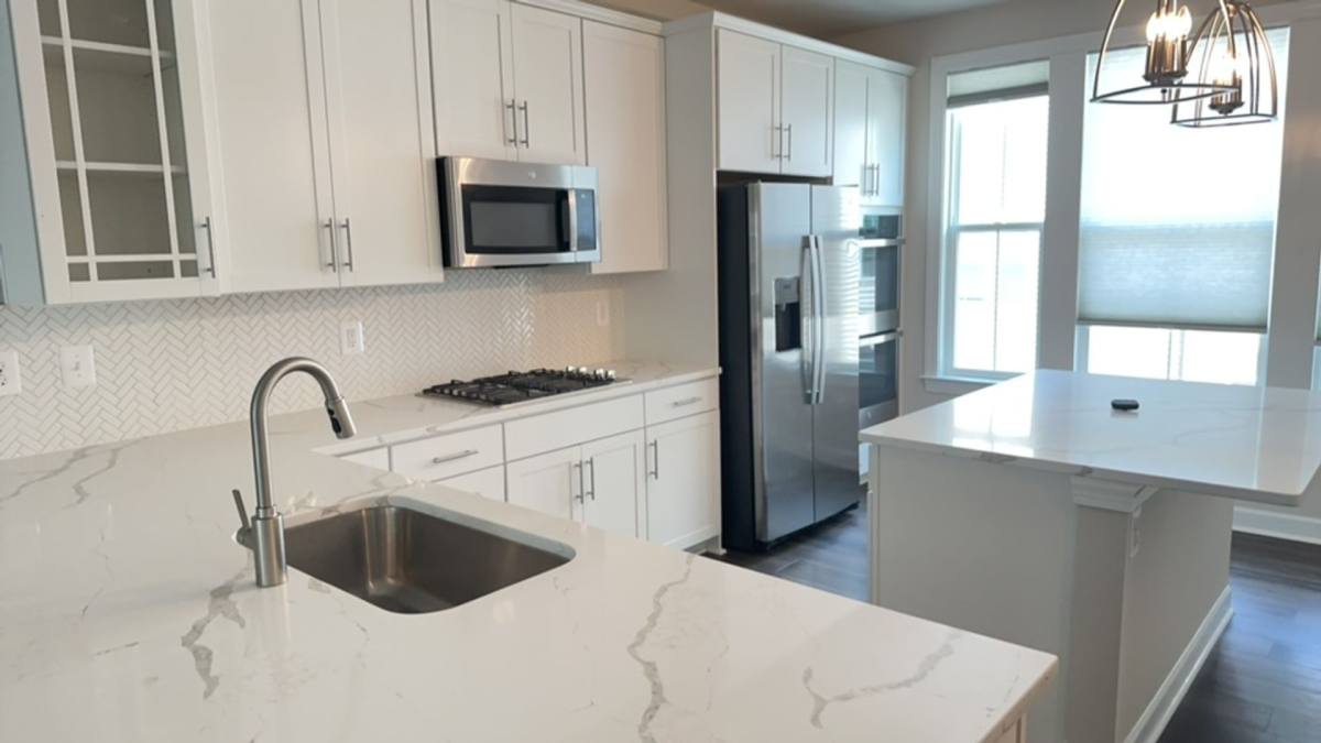 Townhouse for rent at 7224 Mountaineer Dr, Alexandria, VA 22306