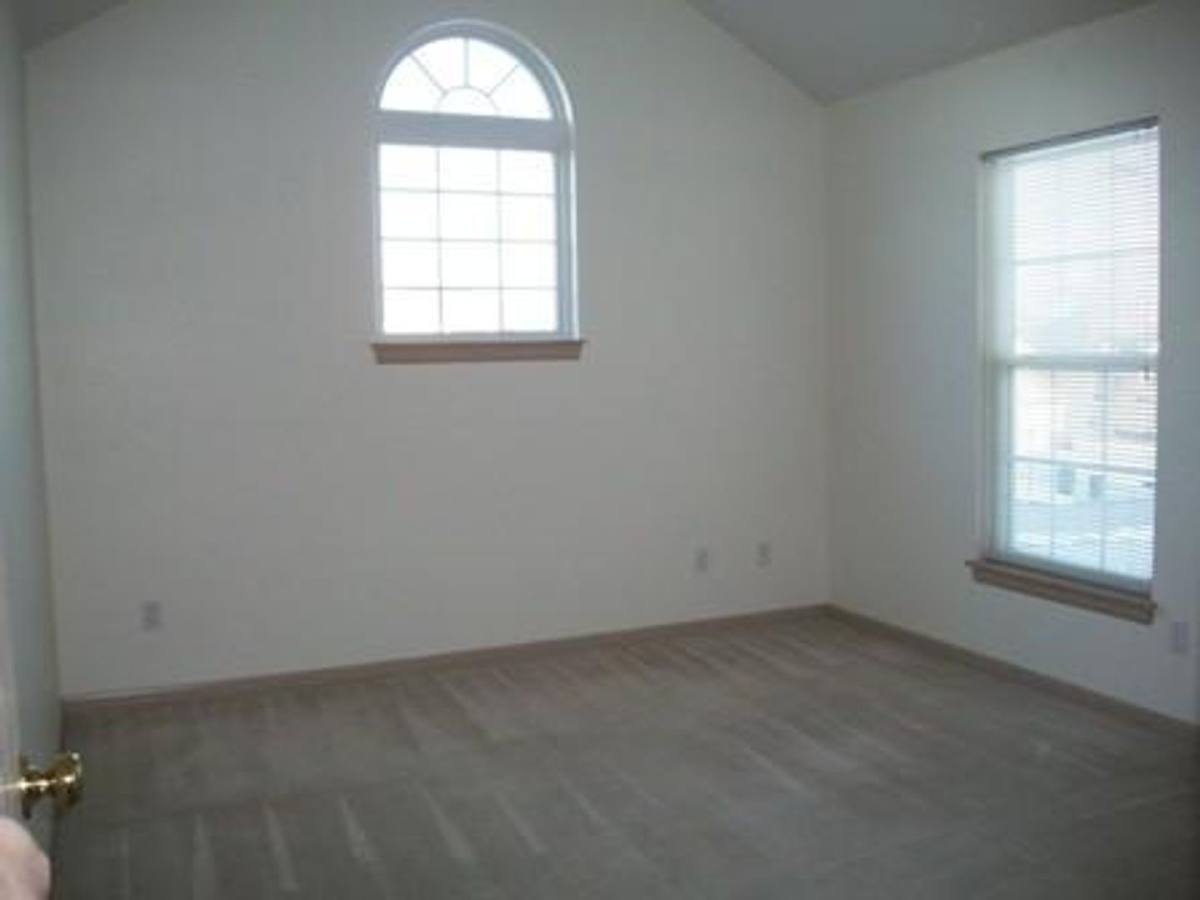 Apartment for rent at 1201 Pebblecreek Dr, Warrensburg, MO 64093