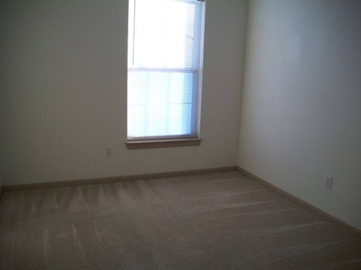 Apartment for rent at 1201 Pebblecreek Dr, Warrensburg, MO 64093