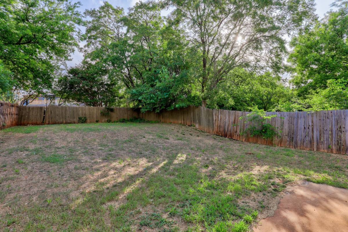House for rent at 7507 Knight Lake Dr, Oklahoma City, OK 73132