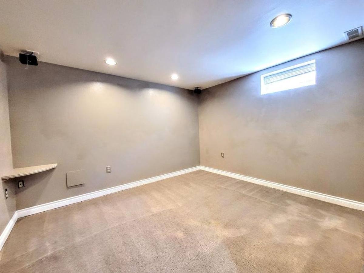 House for rent at 7721 Earl Ave NW, Seattle, WA 98117