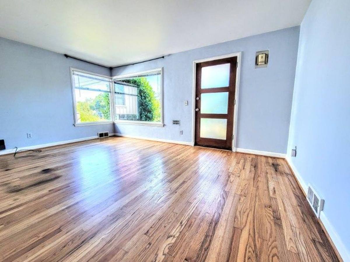House for rent at 7721 Earl Ave NW, Seattle, WA 98117