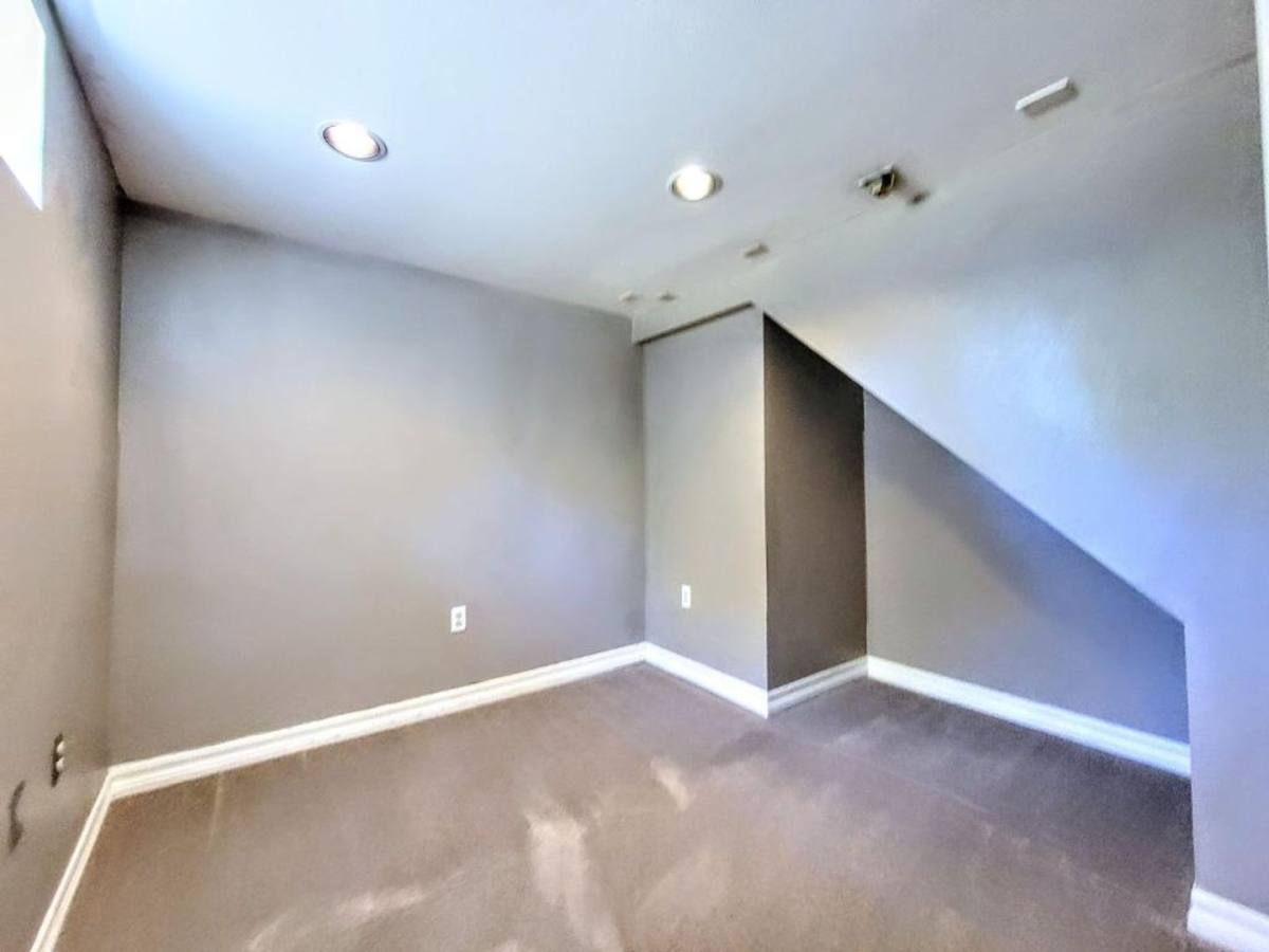 House for rent at 7721 Earl Ave NW, Seattle, WA 98117