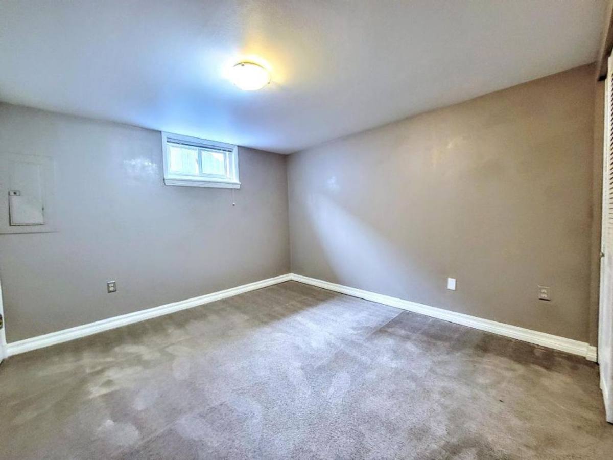 House for rent at 7721 Earl Ave NW, Seattle, WA 98117