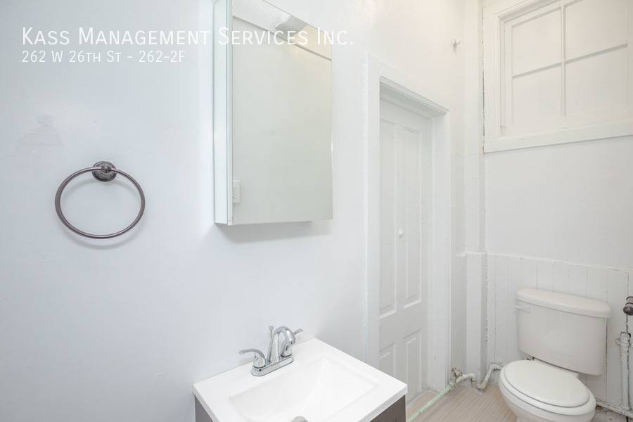 Apartment for rent at 262 W 26th St #2F, Chicago, IL 60616