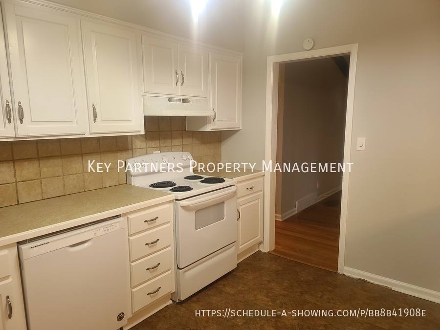 House for rent at 7115 Larsen, Shawnee, KS 66203