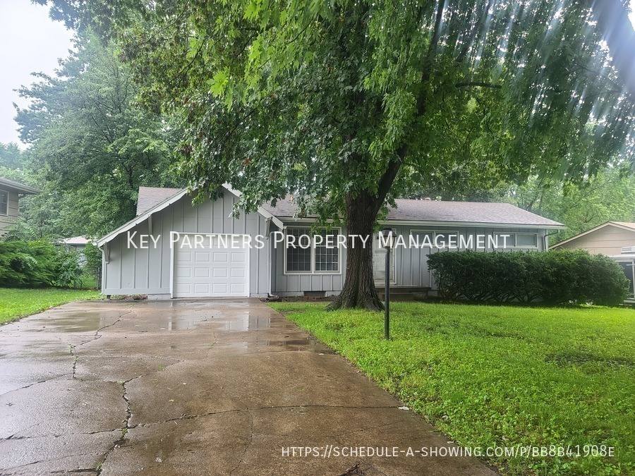 House for rent at 7115 Larsen, Shawnee, KS 66203