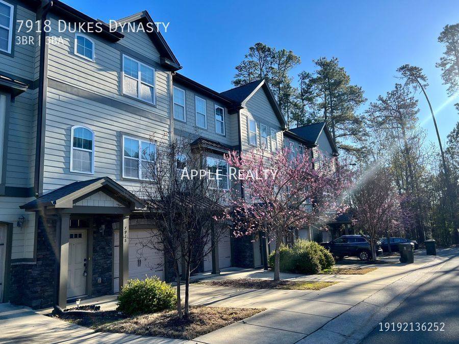 Townhouse for rent at 7918 Dukes Dynasty, Raleigh, NC 27615