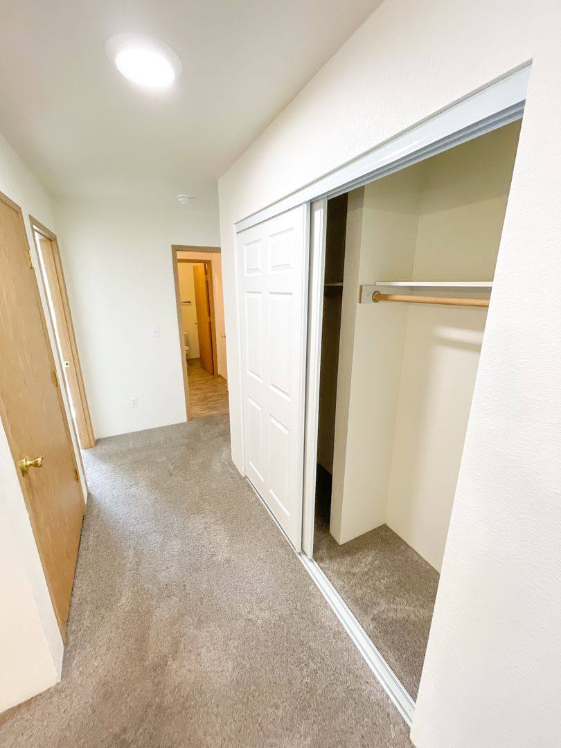 Apartment for rent at 5416 N Hills Dr, Klamath Falls, OR 97603