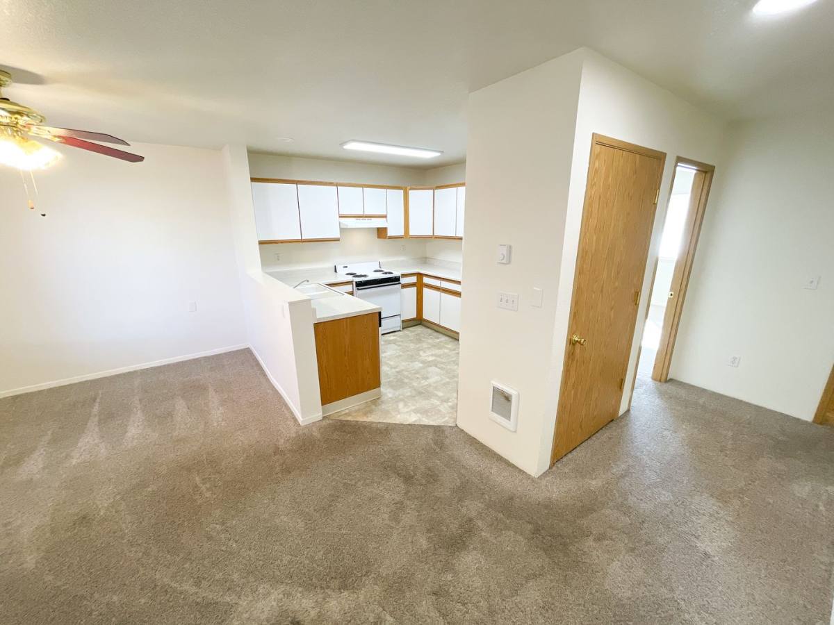 Apartment for rent at 5416 N Hills Dr, Klamath Falls, OR 97603