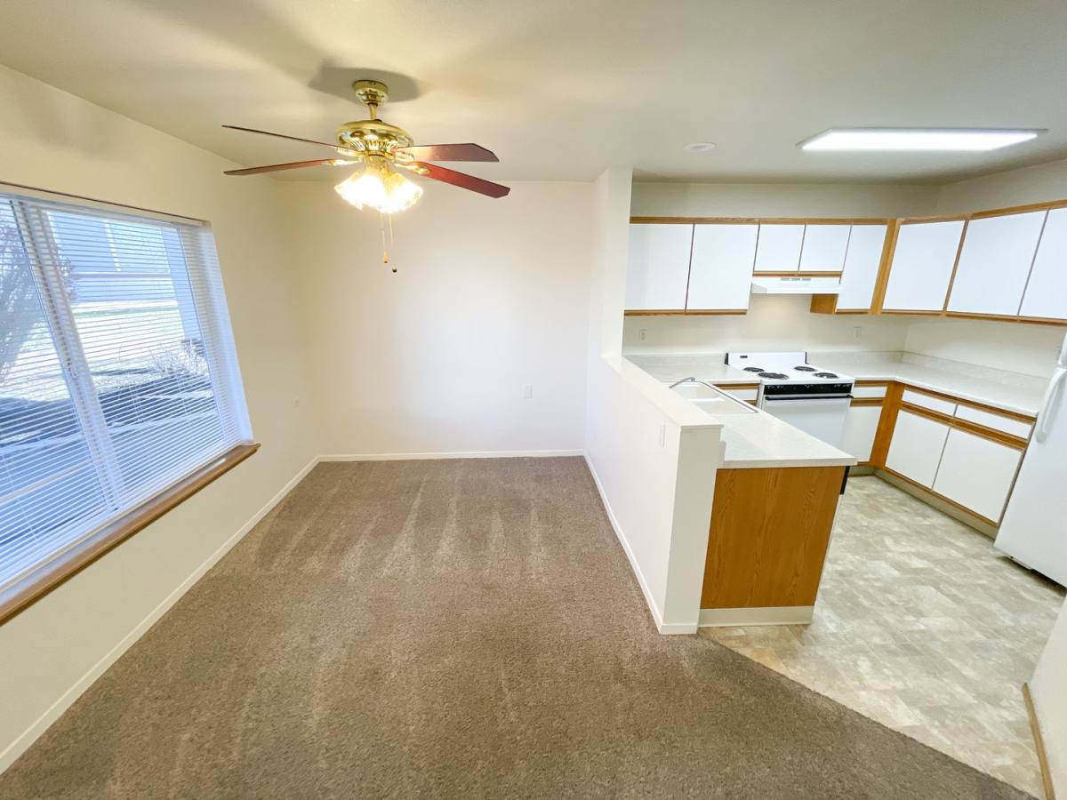 Apartment for rent at 5416 N Hills Dr, Klamath Falls, OR 97603