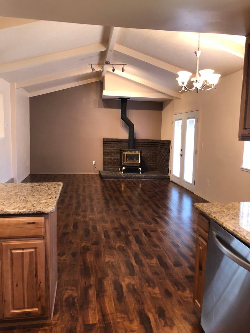 House for rent at 194 Peach St, Klamath Falls, OR 97601