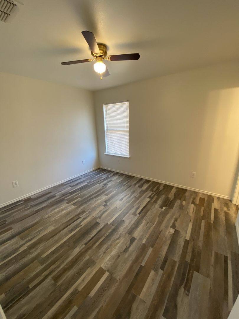 House for rent at 513 E Queens St, Lubbock, TX 79403