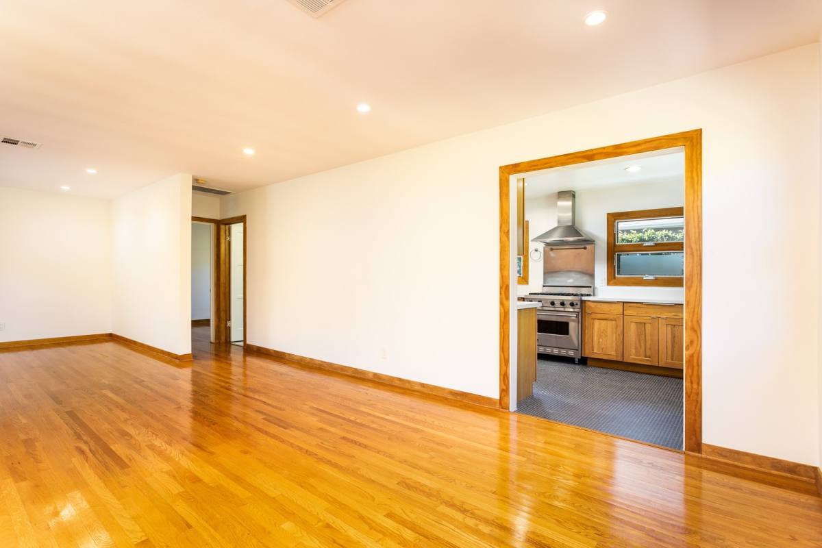 Apartment for rent at 3515 Beethoven St, Los Angeles, CA 90066