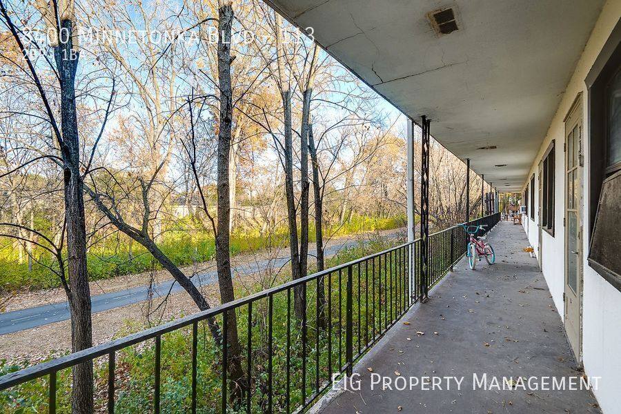 Apartment for rent at 8400 Minnetonka Blvd #113, Minneapolis, MN 55426