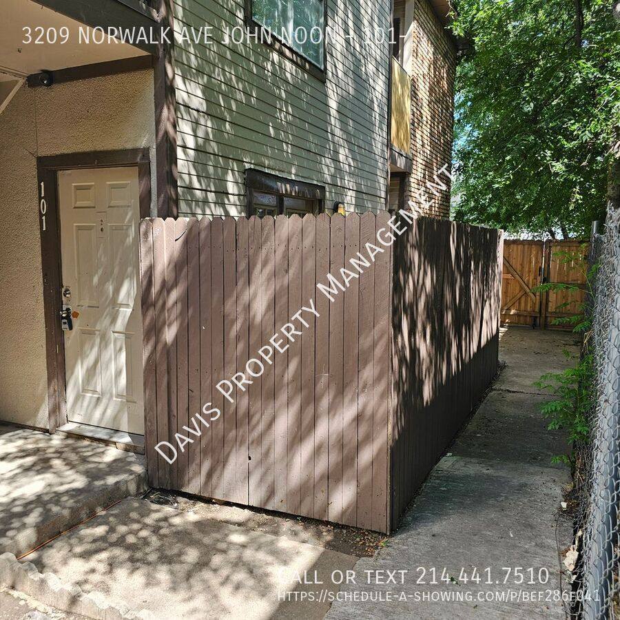 Apartment for rent at 3209 Norwalk Ave John Noon #101, Dallas, TX 75220