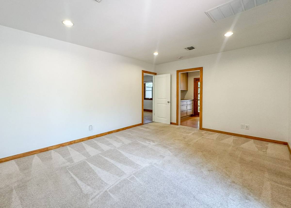 Apartment for rent at 3517 Beethoven St, Los Angeles, CA 90066
