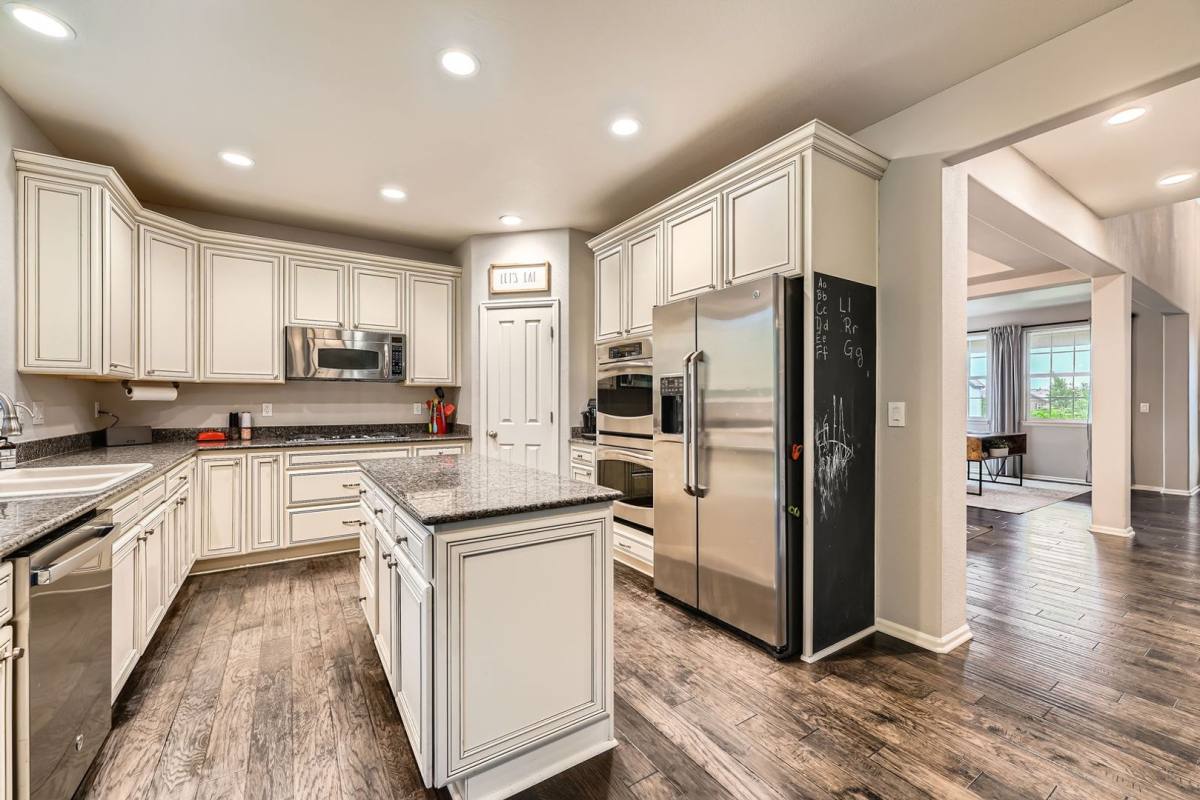 House for rent at 10463 Meadowleaf Way, Littleton, CO 80126