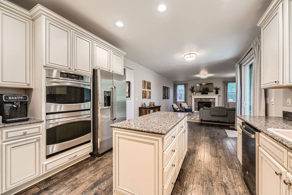 House for rent at 10463 Meadowleaf Way, Littleton, CO 80126
