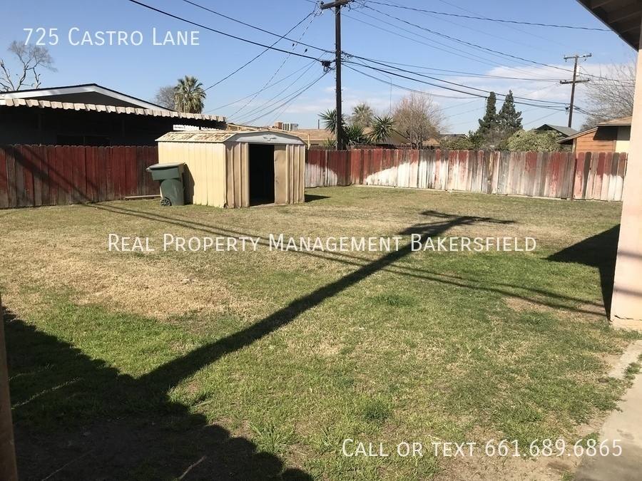 House for rent at 725 Castro Lane, Bakersfield, CA 93304