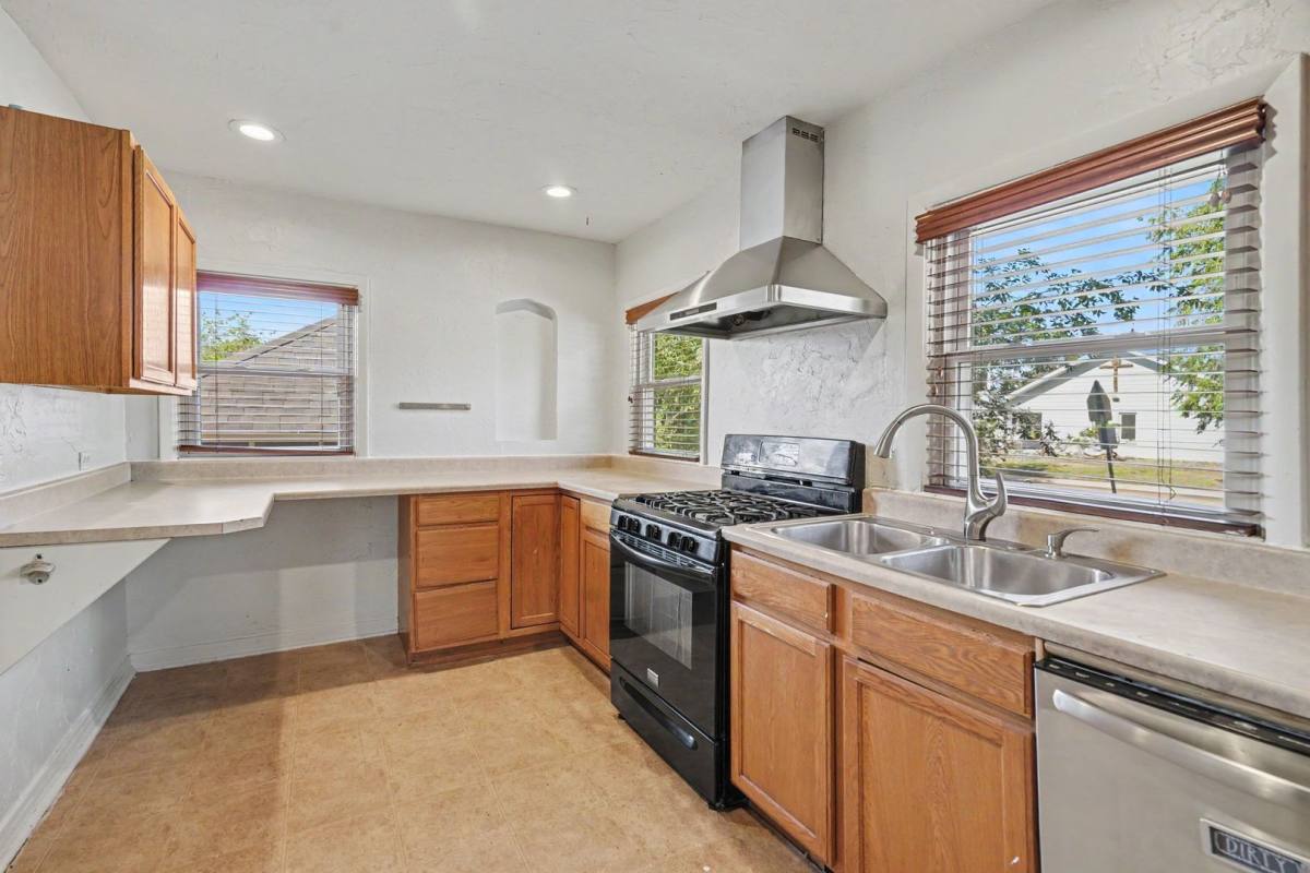 House for rent at 5050 Lincoln St, Denver, CO 80216
