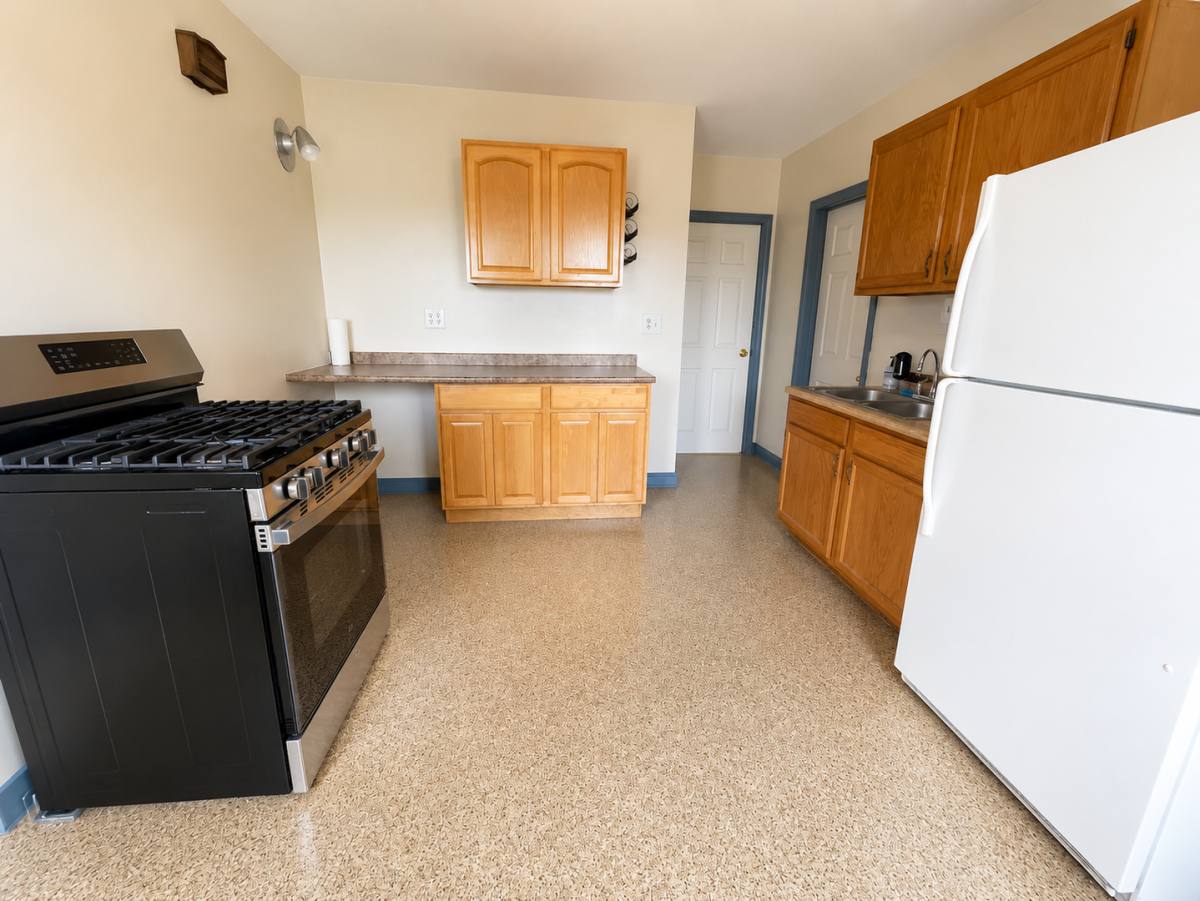 Apartment for rent at 5 Malden Terrace, Worcester, MA 01606