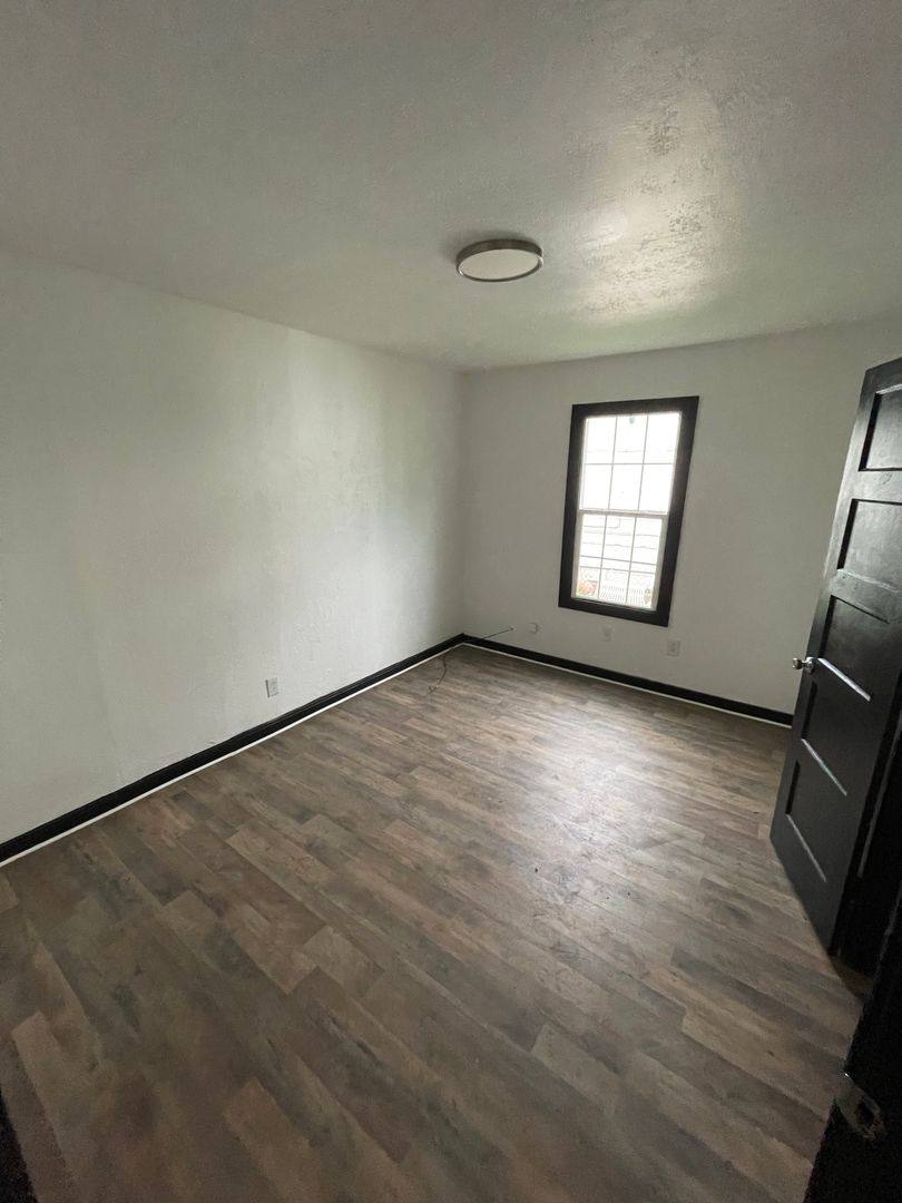 House for rent at 715 SE 4th St, Ardmore, OK 73401
