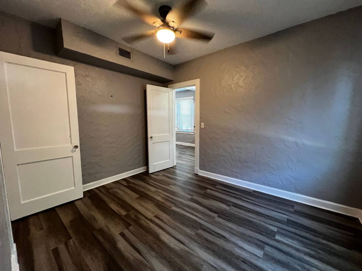 Apartment for rent at 404 E 14th St, Sanford, FL 32771